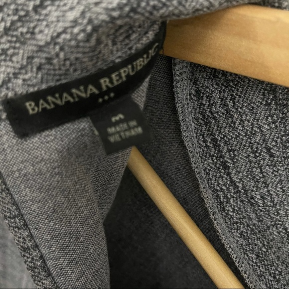 Banana Republic Sweater Vest - Picture 3 of 4